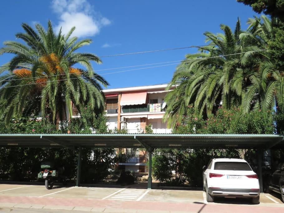 Coqueto Alojamiento Con Banera De Hidromasaje Apartment Tarragona Exterior foto