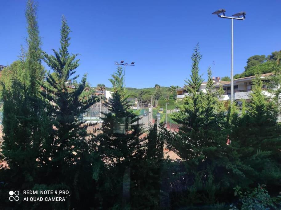 Coqueto Alojamiento Con Banera De Hidromasaje Apartment Tarragona Exterior foto